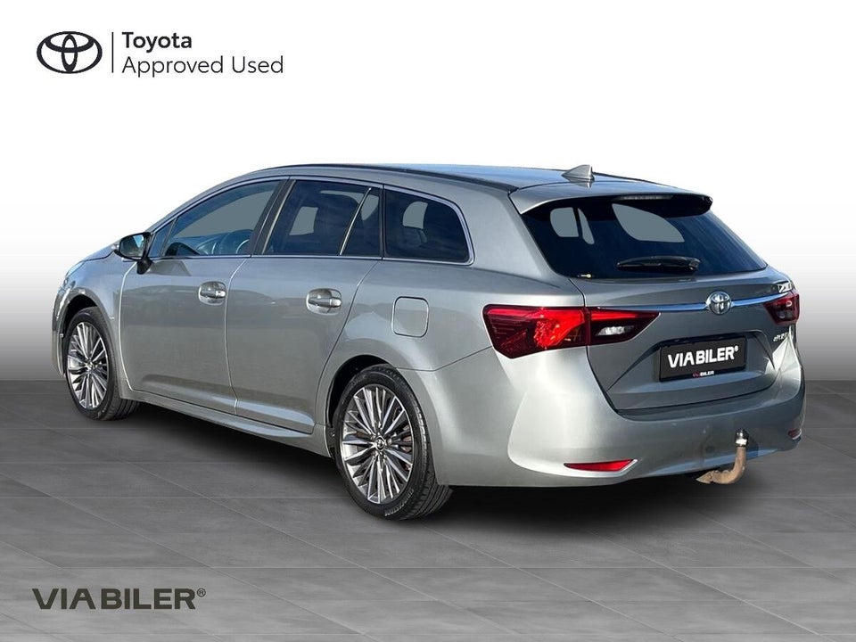 Toyota Avensis 1,8 VVT-i T2 Premium Touring Sports MDS 5d