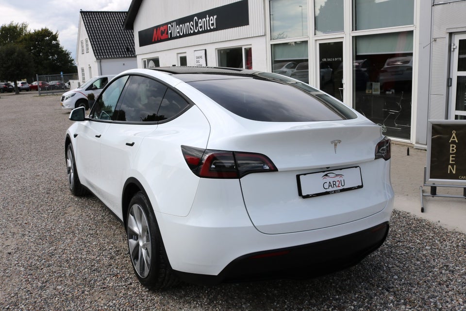 Tesla Model Y RWD 5d