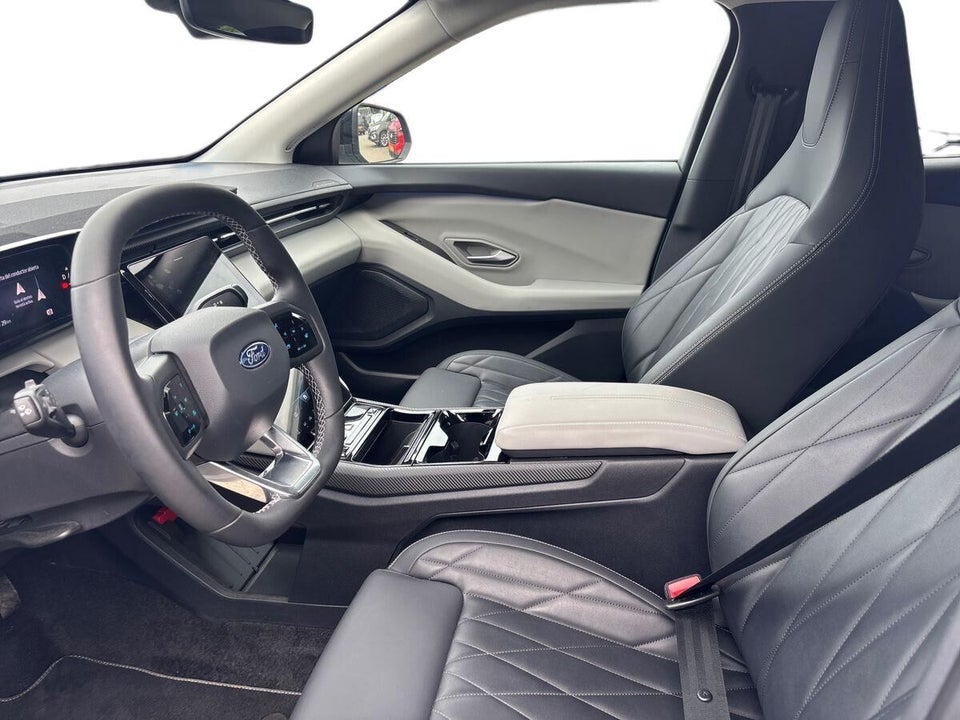 Ford Explorer 77 Premium Extended Range 5d