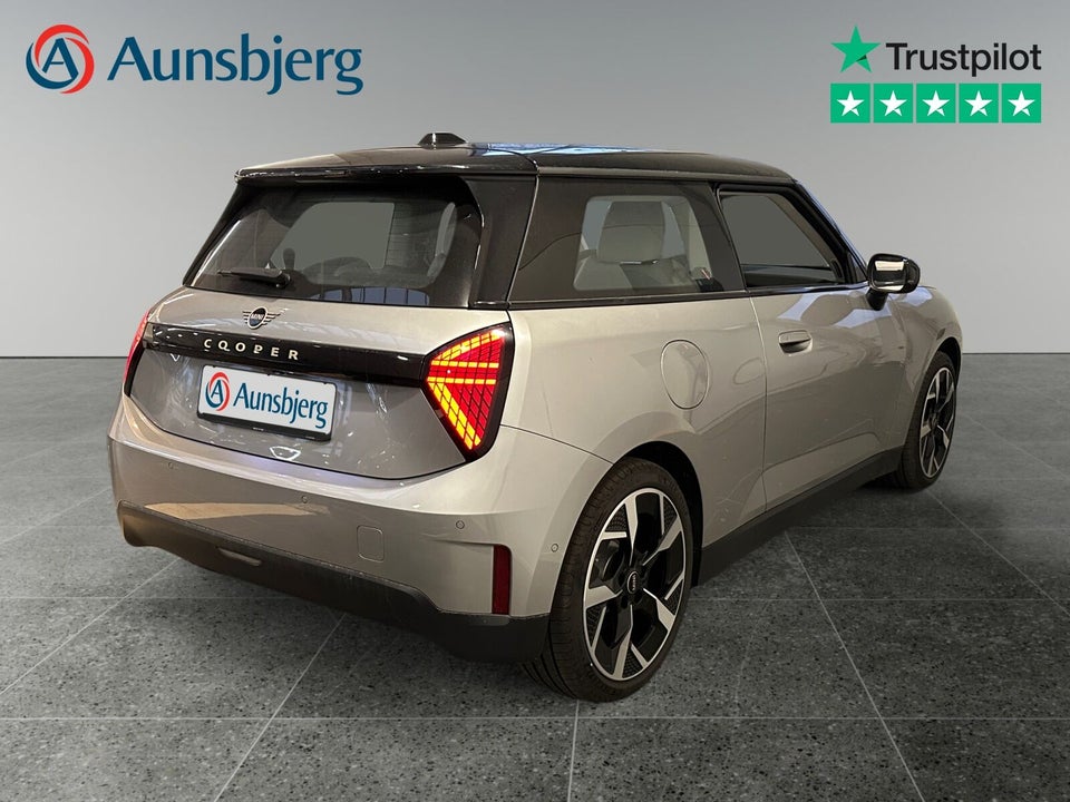 MINI Cooper E Classic Trim S 3d