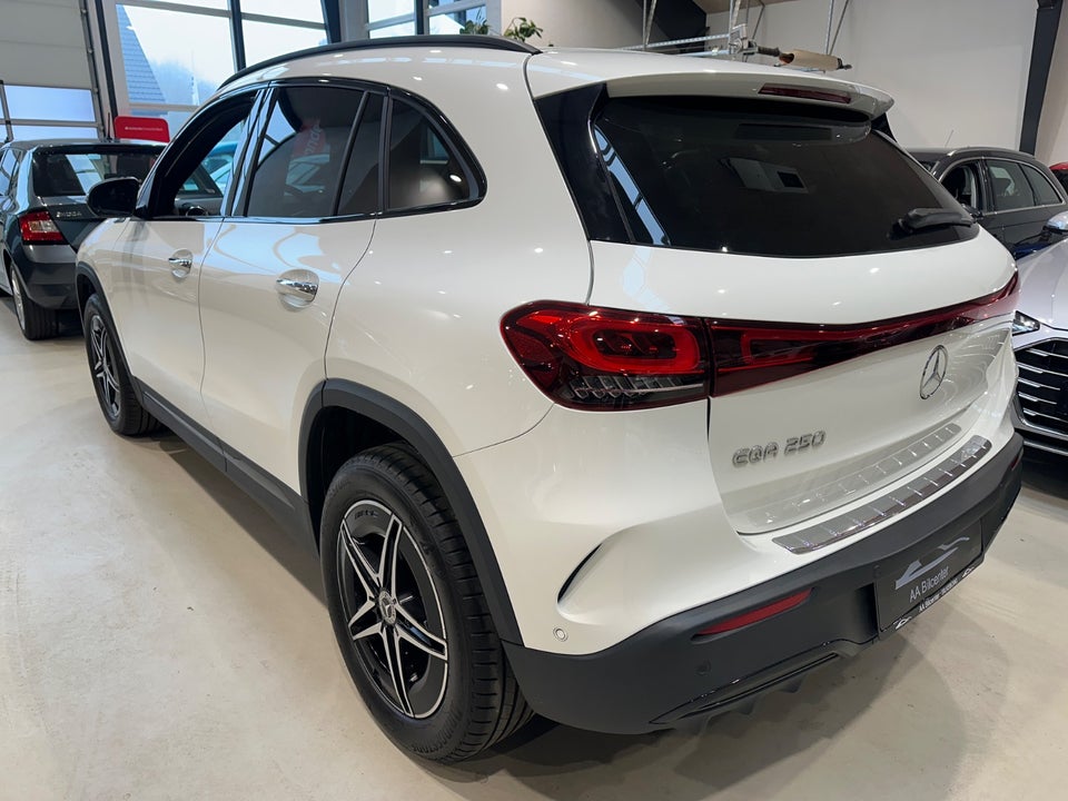 Mercedes EQA250 AMG Line 5d