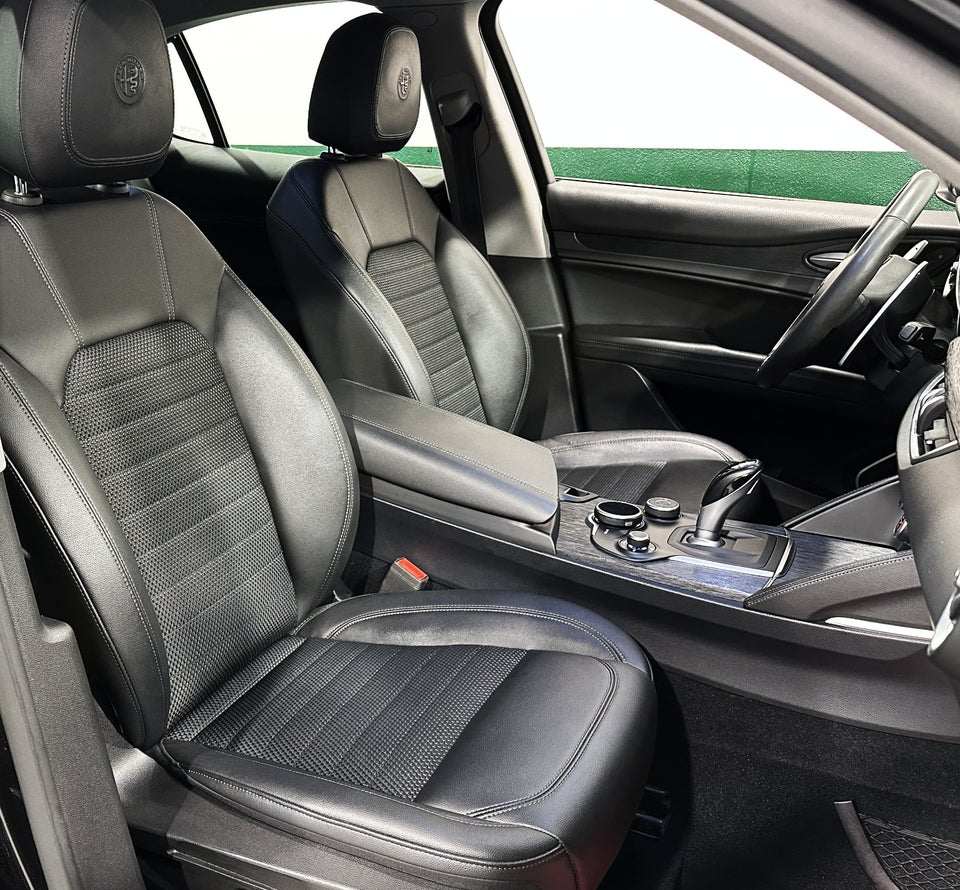 Alfa Romeo Stelvio 2,2 JTD 190 Edizione aut. 5d