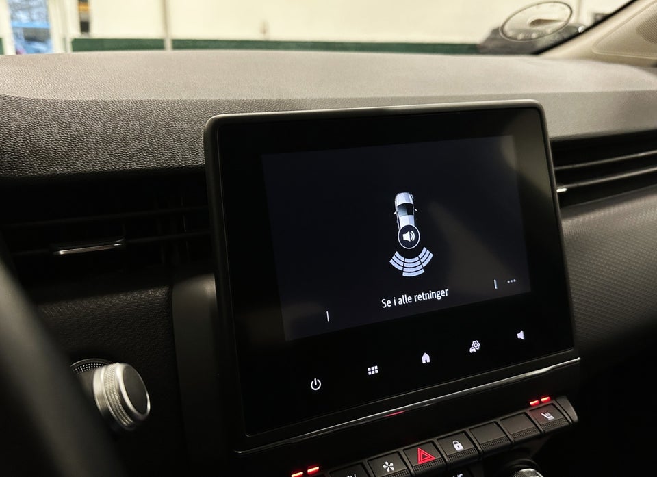 Renault Clio V 1,6 E-Tech Intens 5d