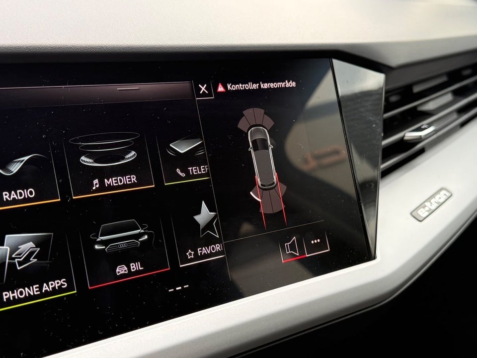 Audi Q4 e-tron 40  5d