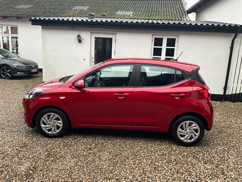 Hyundai i10 1,0 MPi Essential 5d