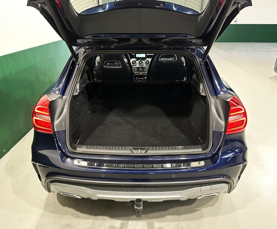 Mercedes GLA250 2,0 AMG Line aut. 4Matic Van 5d