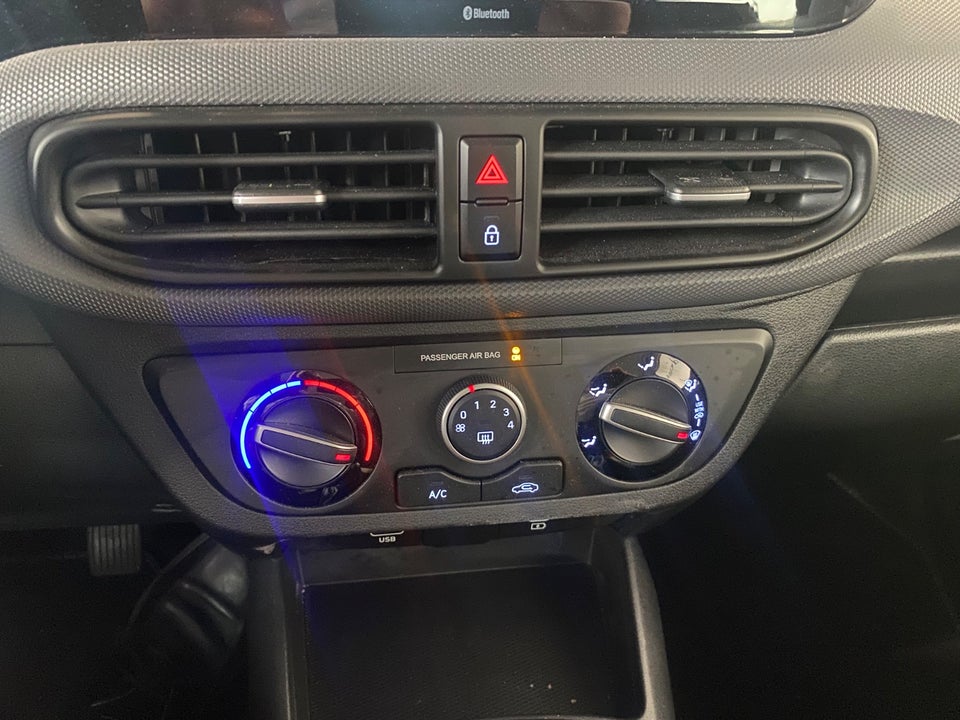 Hyundai i10 1,0 MPi Essential 5d