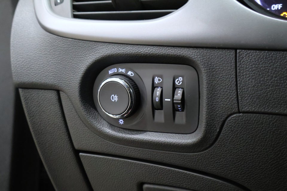 Opel Astra 1,6 CDTi 110 Enjoy Sports Tourer 5d