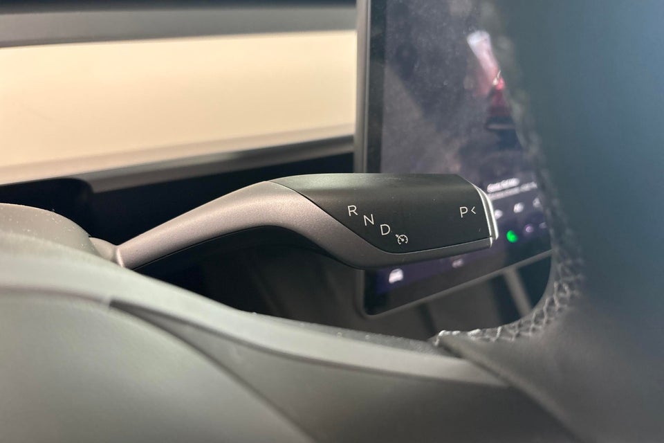 Tesla Model Y Performance AWD 5d