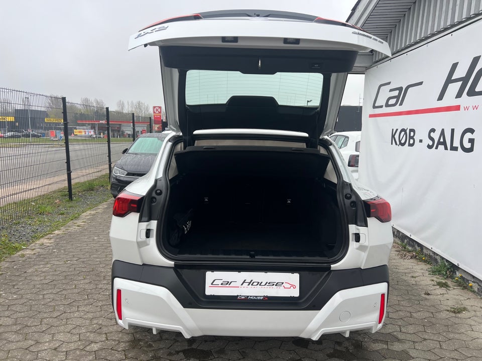 BMW iX2 eDrive20 Fully Charged 5d