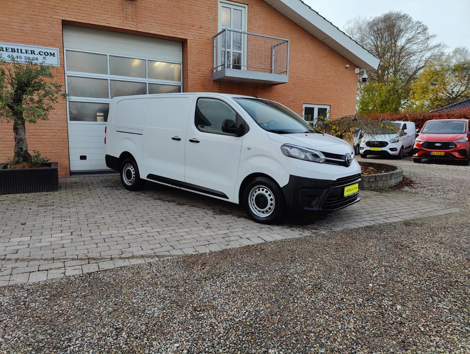 Toyota ProAce 2,0 D 120 Long Comfort 5d