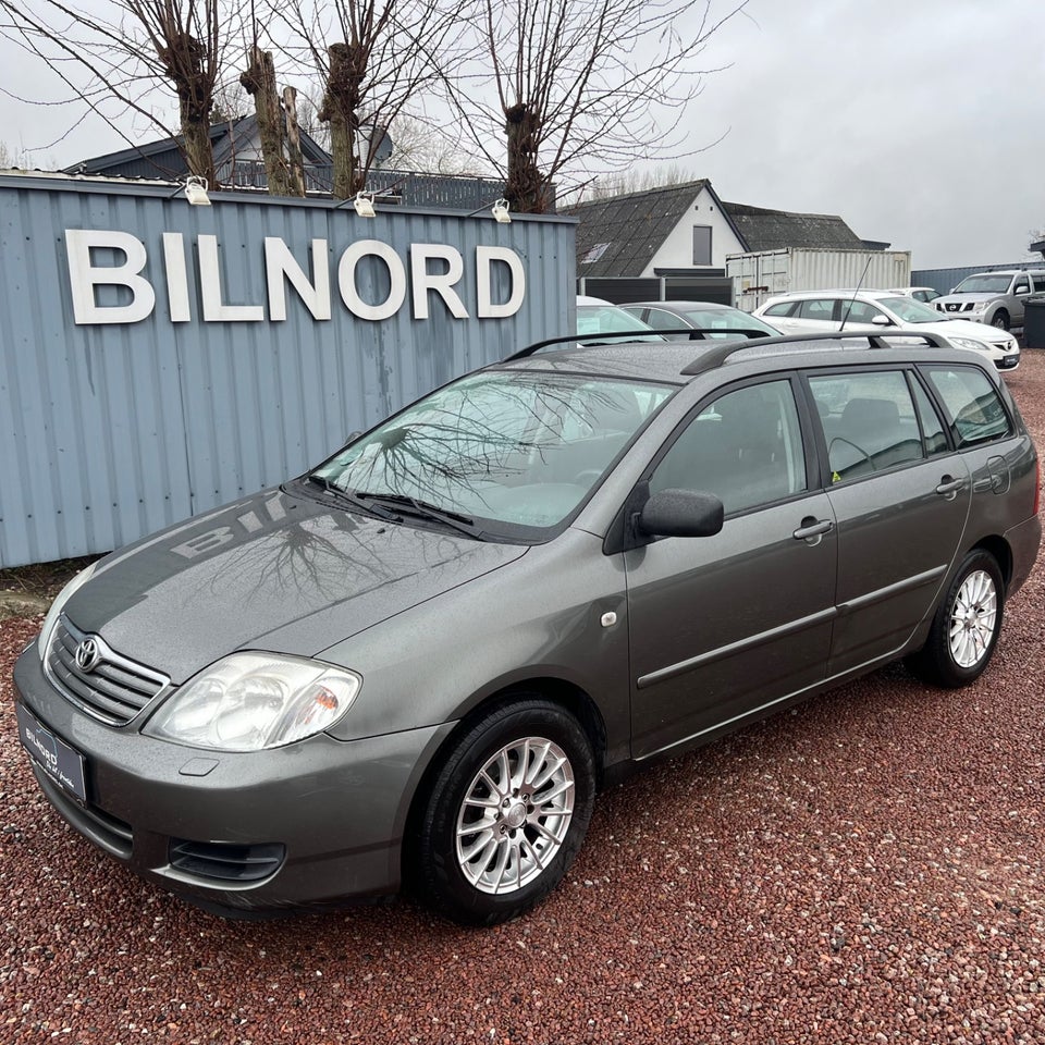 Toyota Corolla 1,6 VVT-i Terra stc. 5d