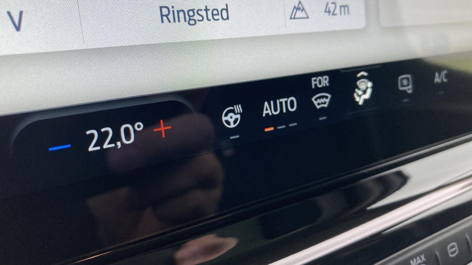 Ford E-Transit 425 L3 Chassis 68 Trend H1 RWD