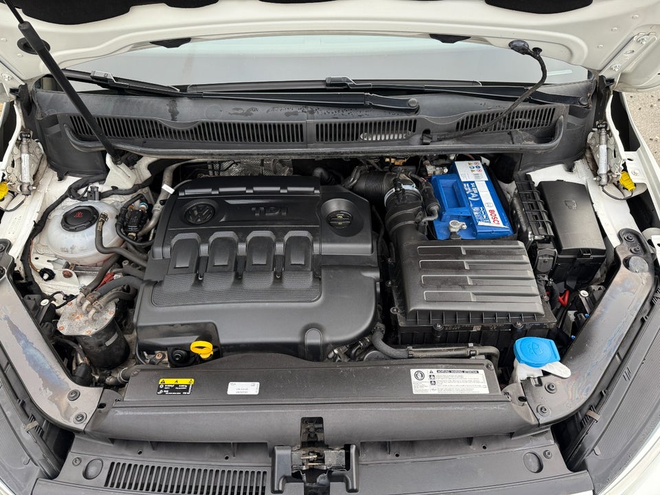 VW Touran 2,0 TDi 150 Comfortline DSG Van 5d