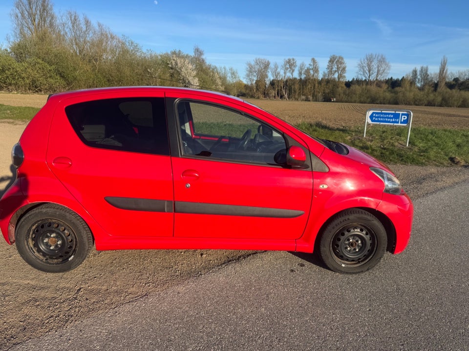 Toyota Aygo 1,0 VVT-i T2 Air Connect 5d