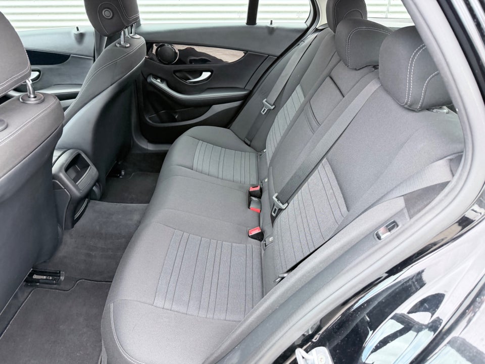 Mercedes C200 d 2,2 Avantgarde stc. aut. 5d