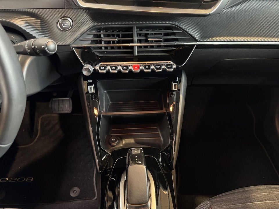 Peugeot e-208 50 Active 5d