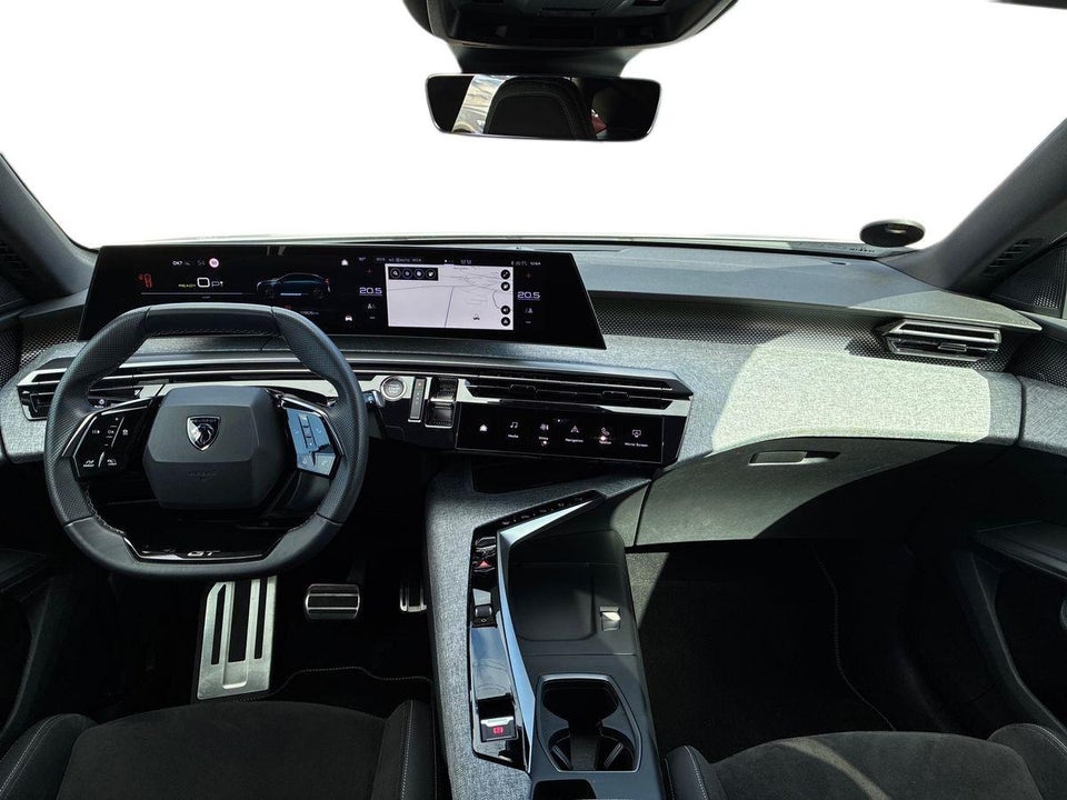 Peugeot e-3008 77 GT Pack 5d