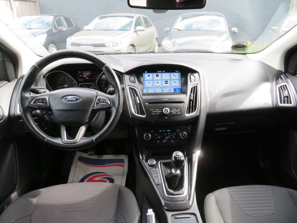 Ford Focus 1,0 EcoBoost Titanium stc. 5d