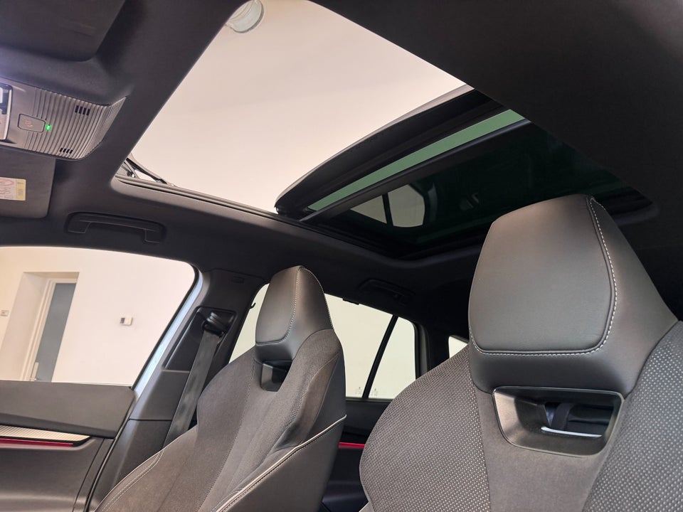 Skoda Enyaq 80x iV Sportline Maxx 5d