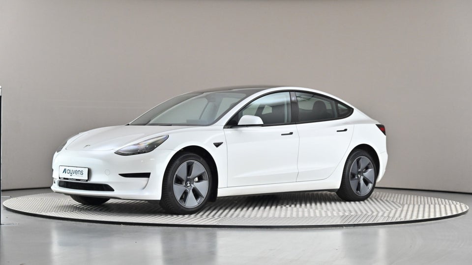 Tesla Model 3 RWD 4d