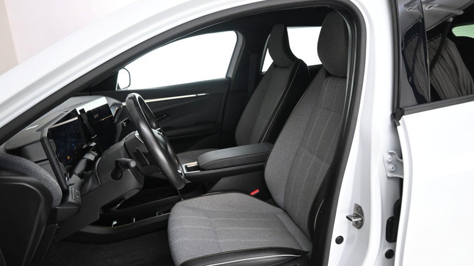 Renault Megane E-Tech 60 Techno 5d