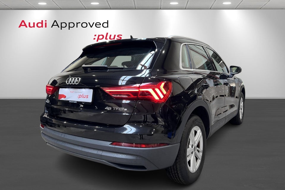 Audi Q3 45 TFSi e Attitude plus S-tr. 5d