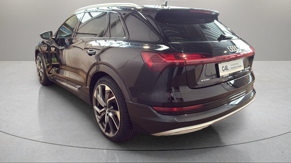 Audi e-tron 55 Advanced quattro 5d
