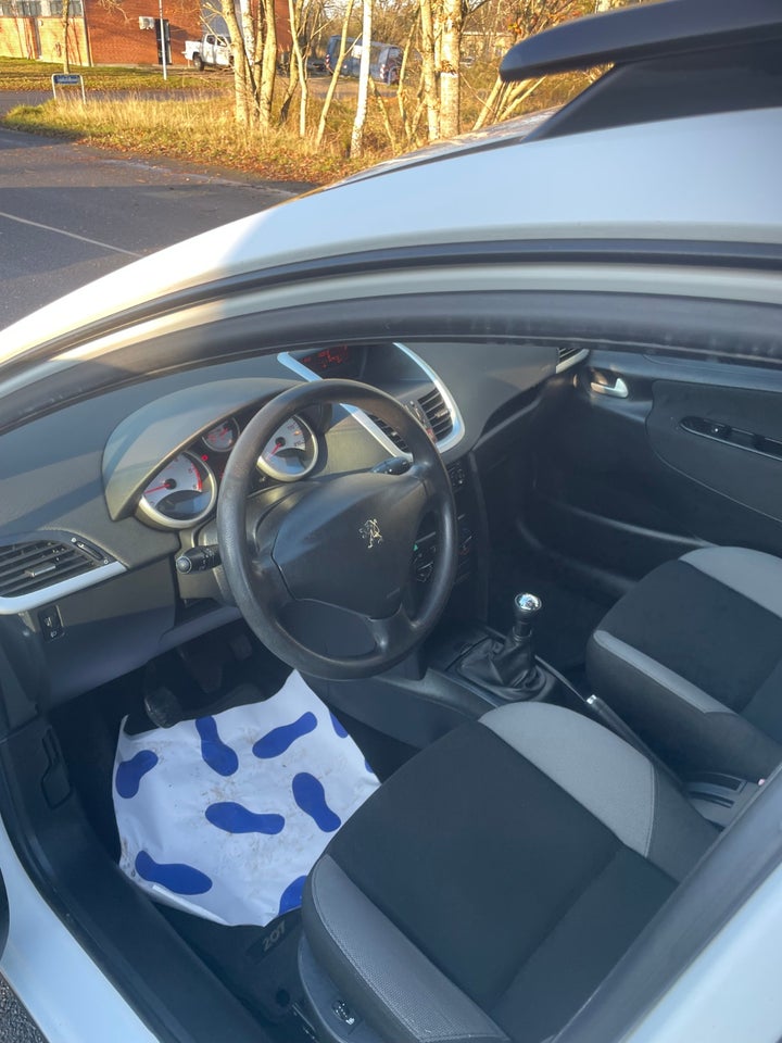 Peugeot 207 1,6 HDi 90 Comfort+ SW 5d