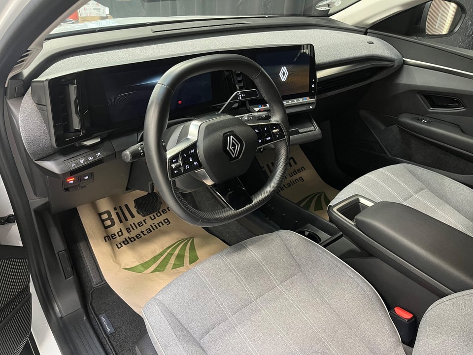 Renault Megane E-Tech 40 Equilibre 5d