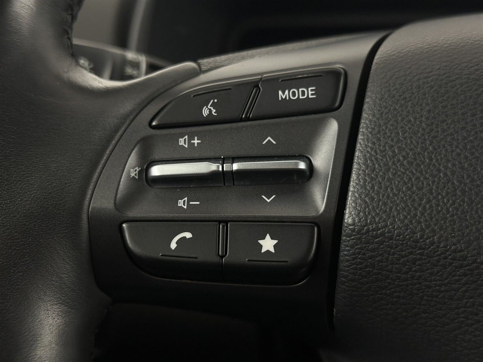 Hyundai Kona 64 EV Ultimate 5d