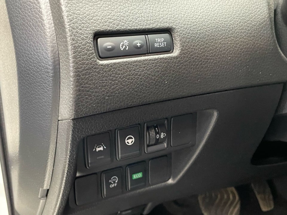 Nissan Qashqai 1,3 Dig-T 160 N-Connecta DCT 5d