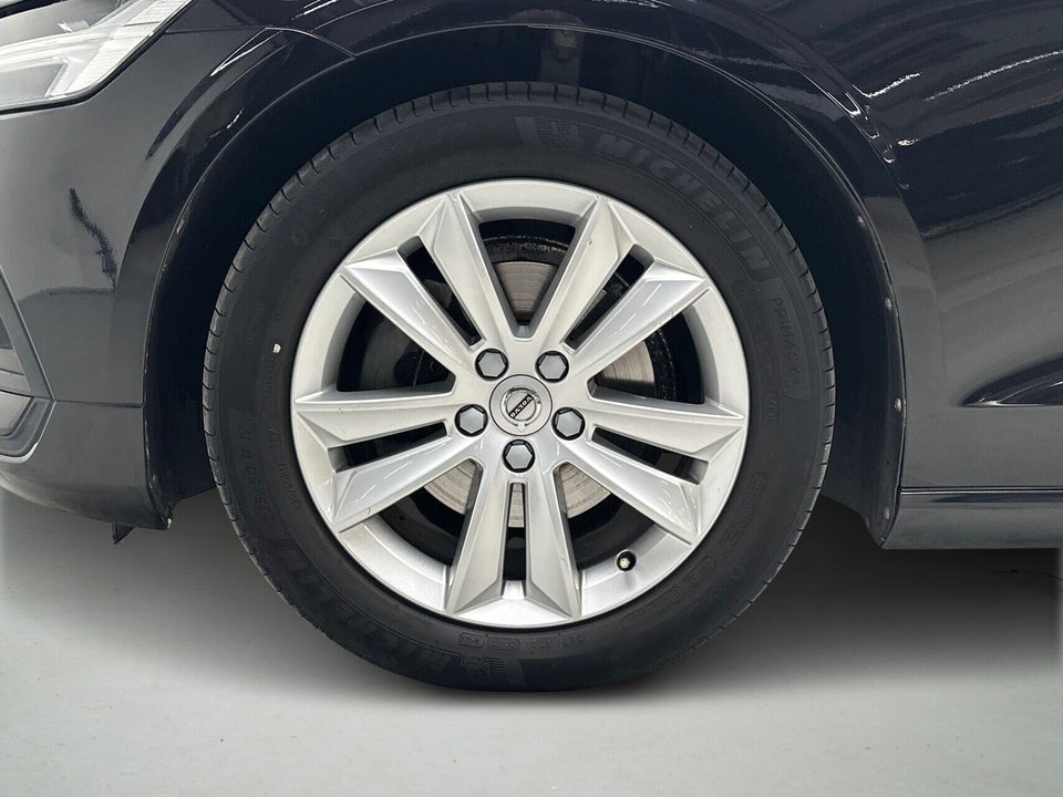 Volvo V60 2,0 D4 190 Momentum Pro aut. 5d
