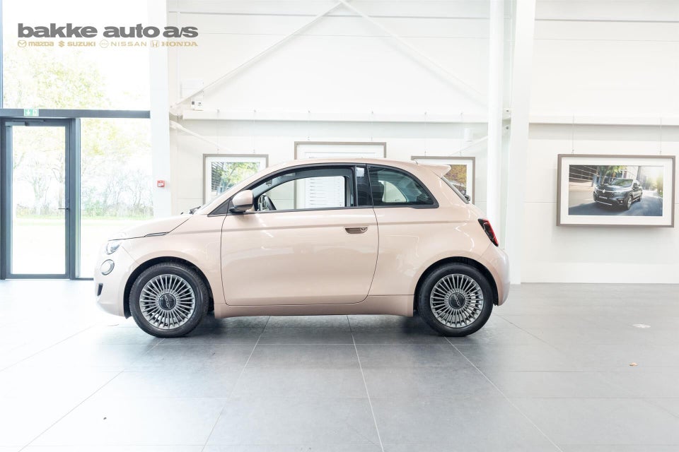 Fiat 500e 42 Icon 3d