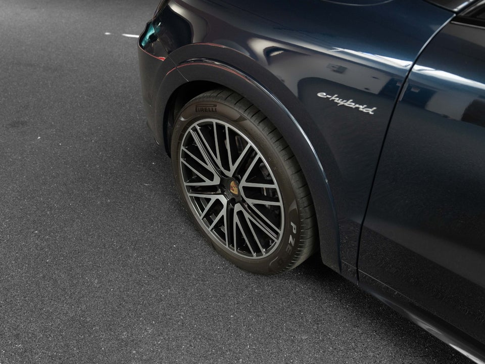 Porsche Cayenne 3,0 E-Hybrid Coupé Tiptr. 5d