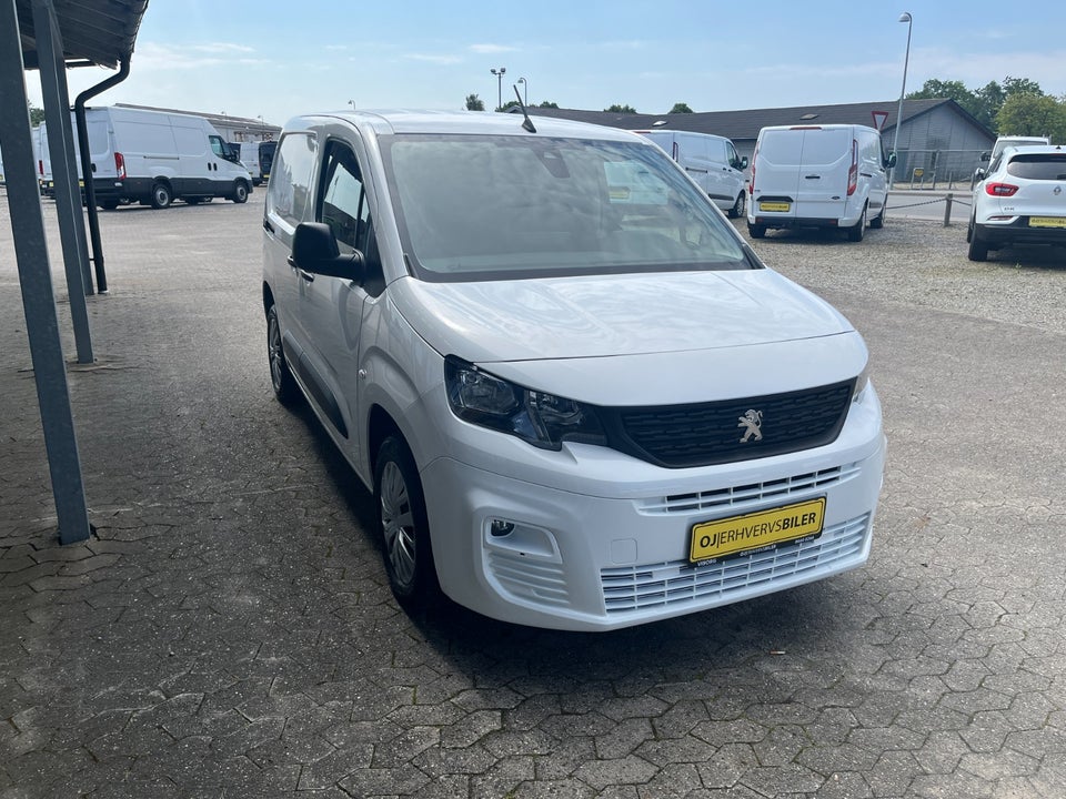 Peugeot Partner 1,5 BlueHDi 100 L1V1 Plus Van