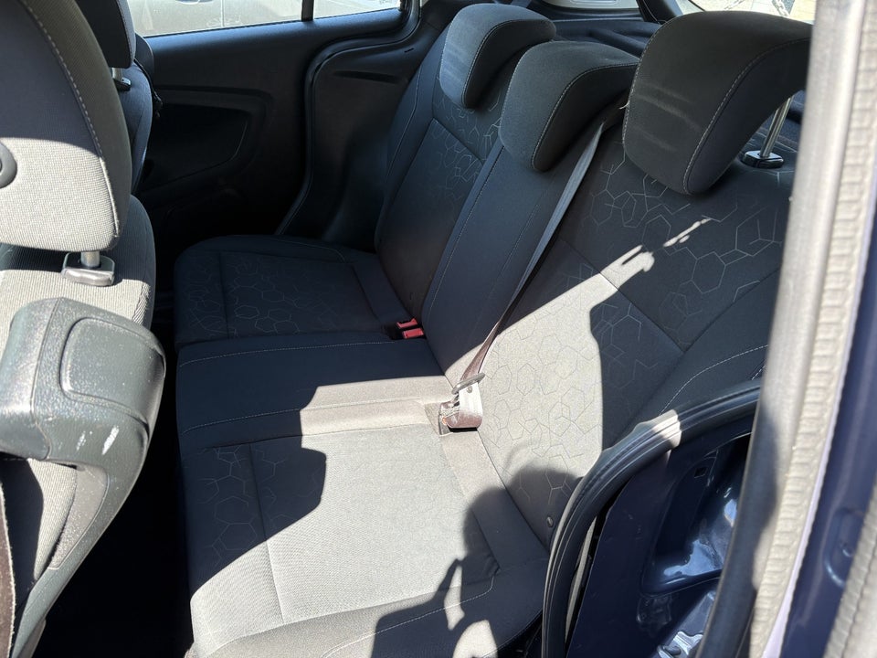 Ford B-MAX 1,0 SCTi 100 Titanium 5d