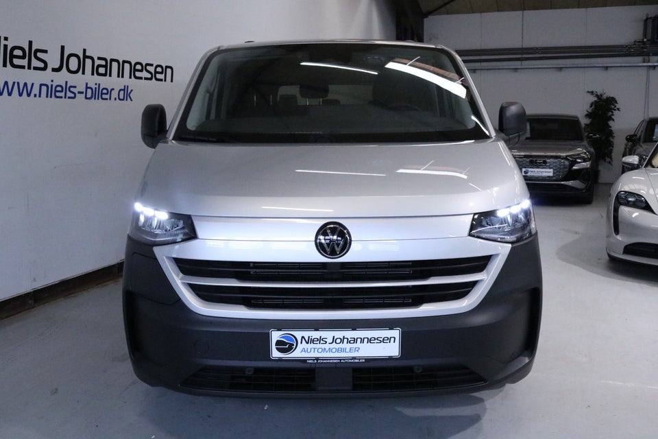 VW e-Caravelle 64 Basis SWB