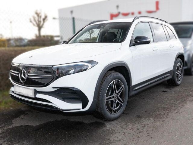 Mercedes EQB250 AMG Line 5d