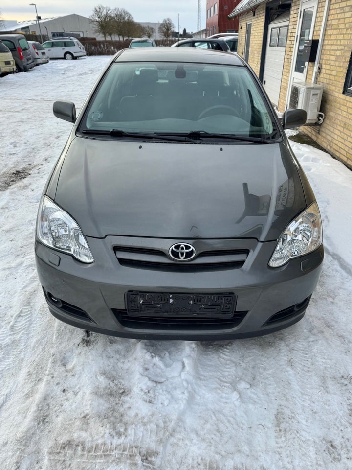 Toyota Corolla 1,6 Sol 5d