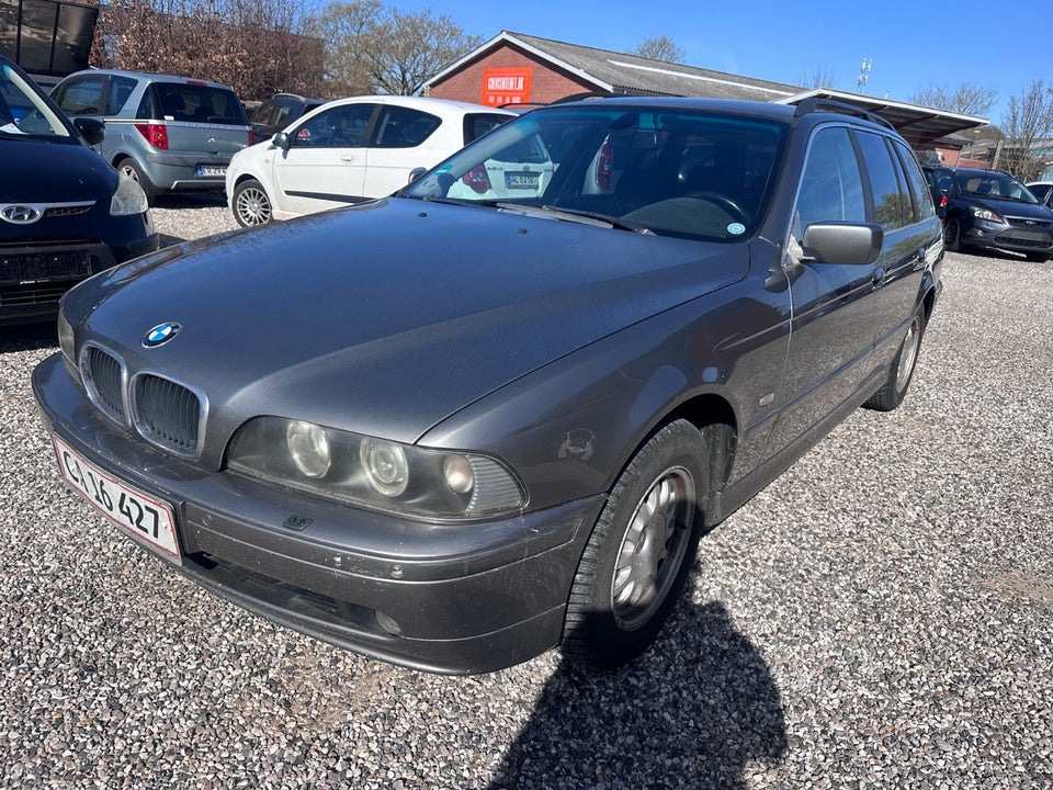 BMW 520i 2,2 Touring Steptr. 5d
