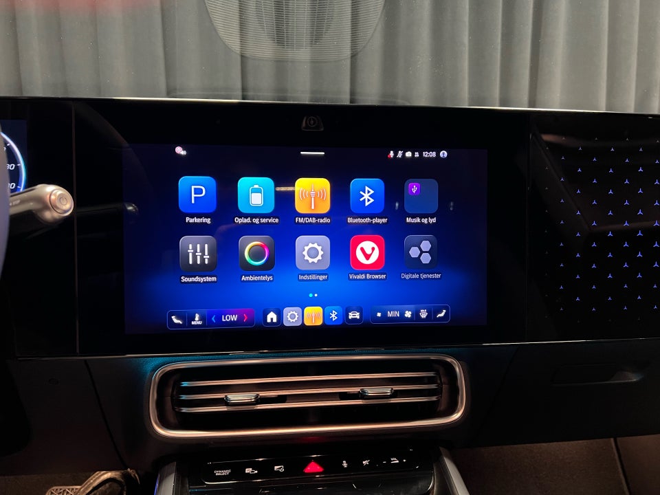 Mercedes CLA250+ EQ Progressive 4d