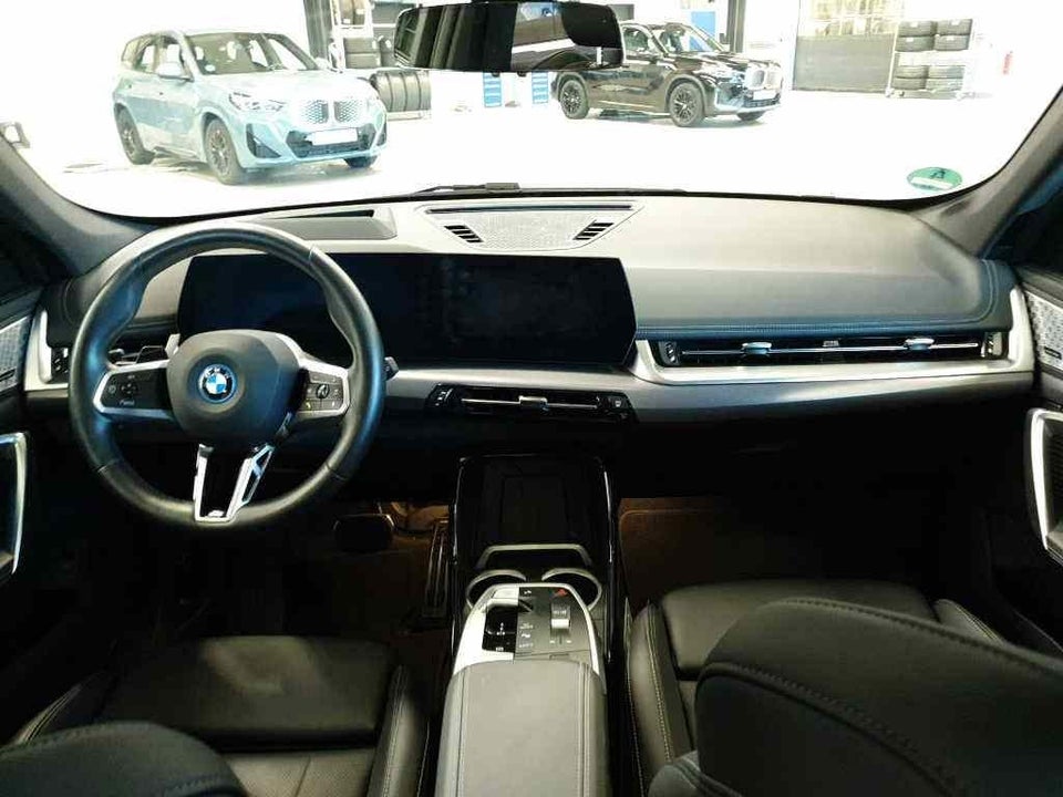 BMW iX1 xDrive30 Fully Charged M-Sport 5d