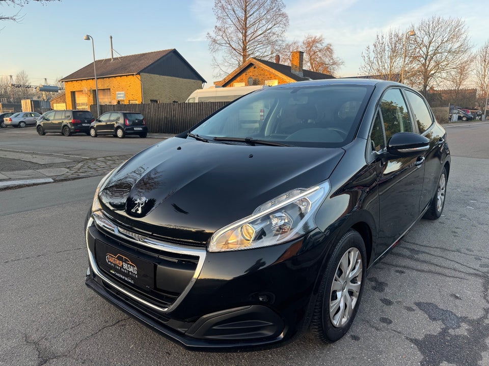 Peugeot 208 1,6 BlueHDi 100 Envy Sky 5d