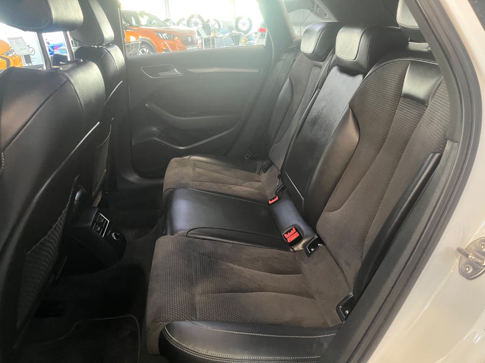 Audi A3 1,4 e-tron S-line Sportback S-tr. 5d