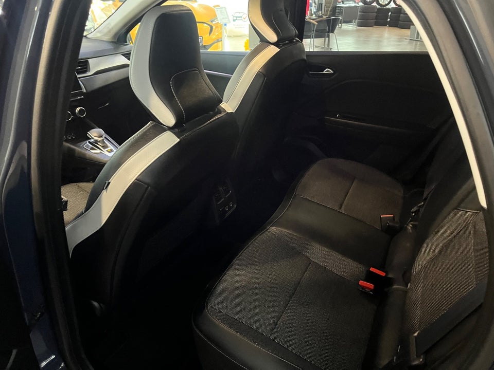 Renault Captur 1,6 E-Tech Intens 5d