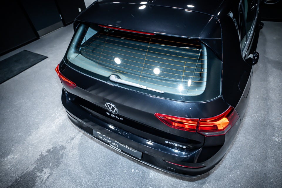 VW Golf VIII 1,4 eHybrid Style 75 Years Edition DSG 5d