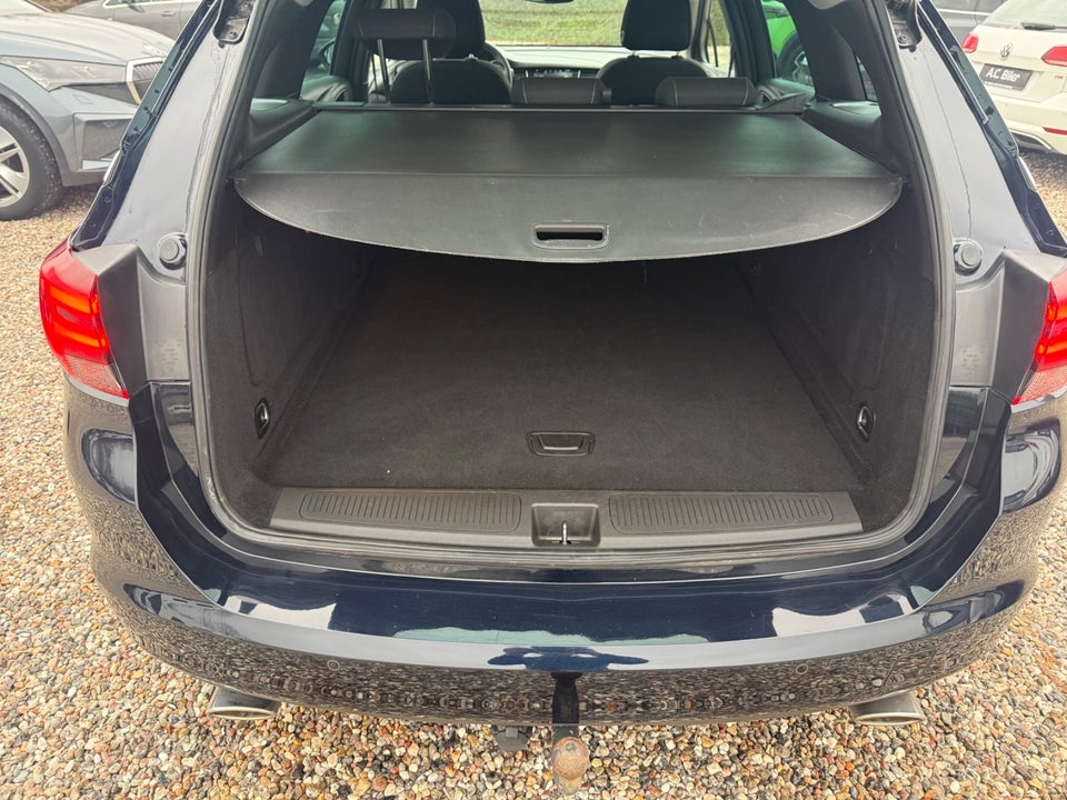 Opel Astra 1,6 T 200 Innovation Sports Tourer 5d