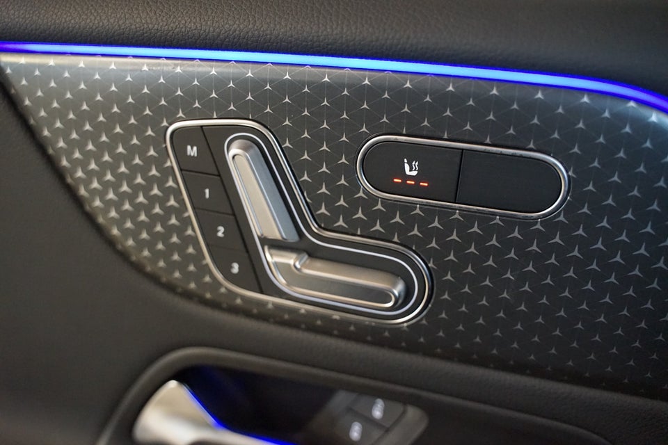 Mercedes EQB300 Progressive 4Matic 5d