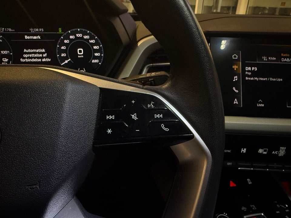 Audi Q4 e-tron 40 Advanced 5d